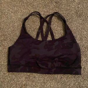 Black camp lulu lemon sports bra